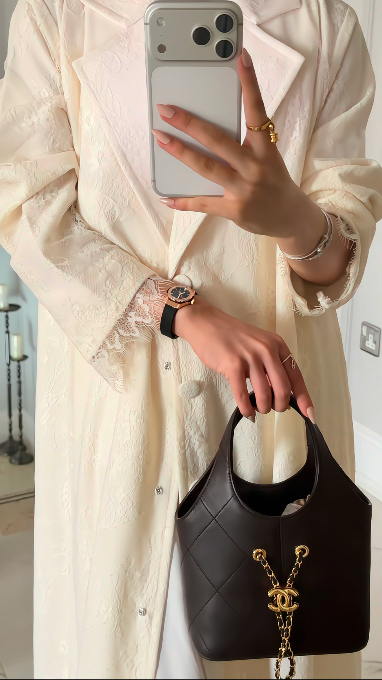 Anood Abaya